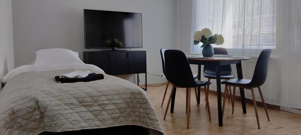 Niinivaara Apartment Saunallinen Ja Ilmastoitu Majoitus Йоэнсуу Экстерьер фото
